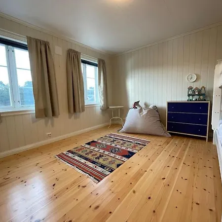 Seafront At Gjeving, Lyngor * Tvedestrand