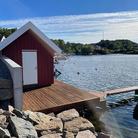 Seafront At Gjeving, Lyngor * Tvedestrand