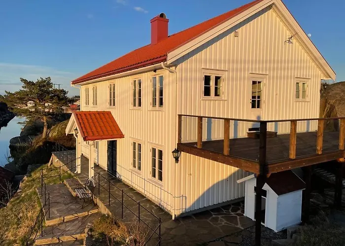 Willa Seafront At Gjeving, Lyngor