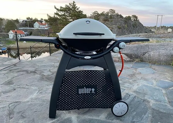 Willa Seafront At Gjeving, Lyngor *